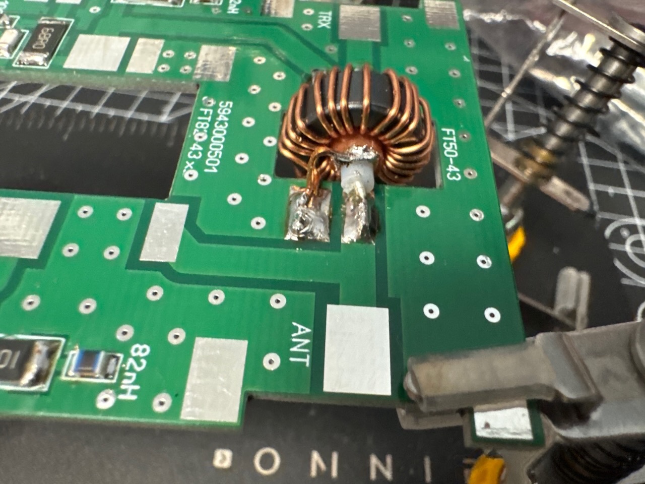 De HF Coupler Coax detail 1 van 4